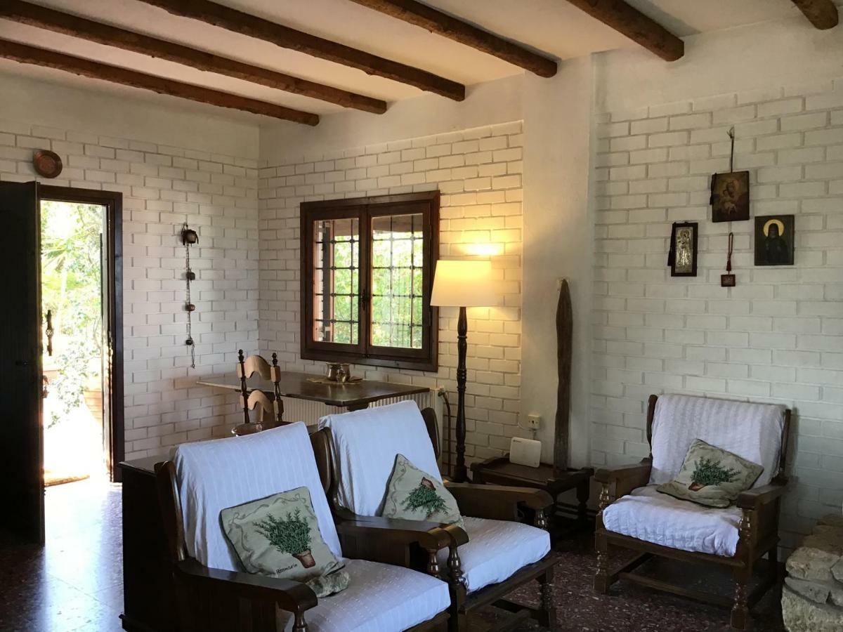 Wild Oaks Cottage กริโอปียี ภายนอก รูปภาพ